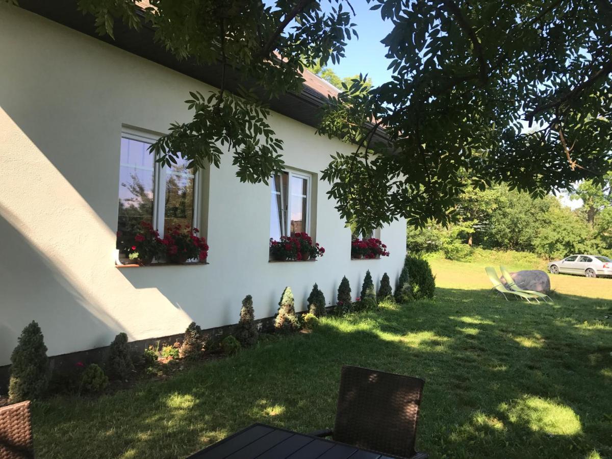 Dworek Debina - Idealny Dla Rodzin I Przyjaciol - Wspolna Sala Do Biesiadowania , Plaza Przyjazna Psom Exteriör bild